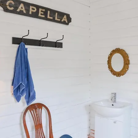 Vakantiehuis Four-bedroom Holiday In